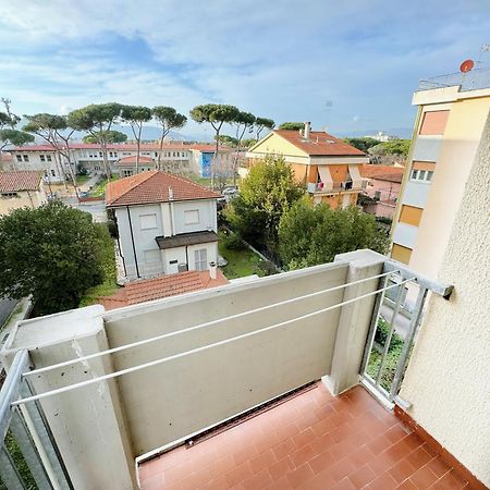 Luminoso, Versilia, Vicino Al Mare マリーナ・ディ・カッラーラ エクステリア 写真